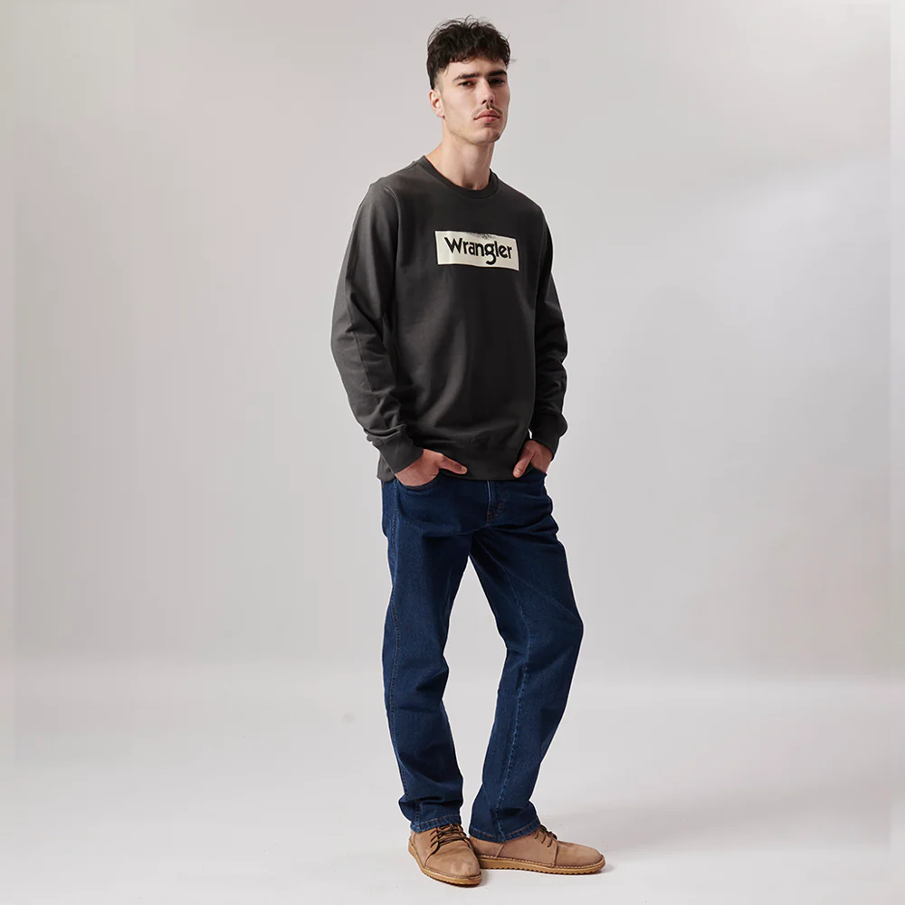 Wrangler -Crew Fleece Asphalt Grey - Image 4